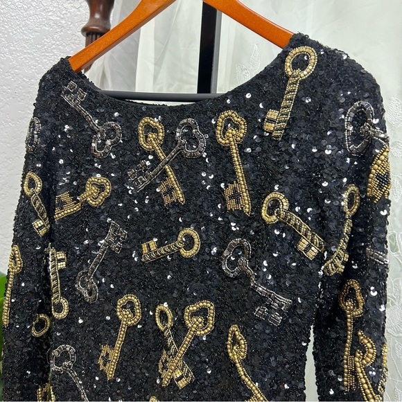 Silk Sequin black dress with key embellishments all over size medium new - Picture 2 of 9